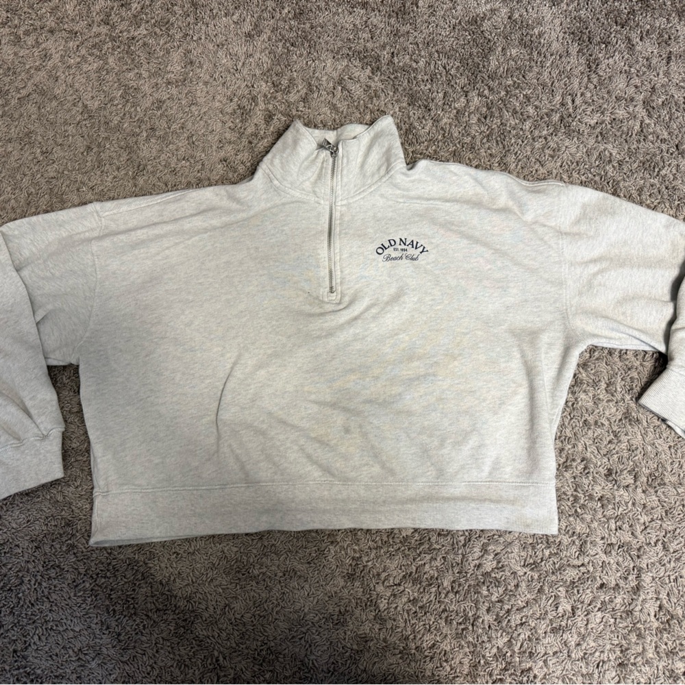 Old Navy Gray Quarter-Zip Cropped Sweatshirt